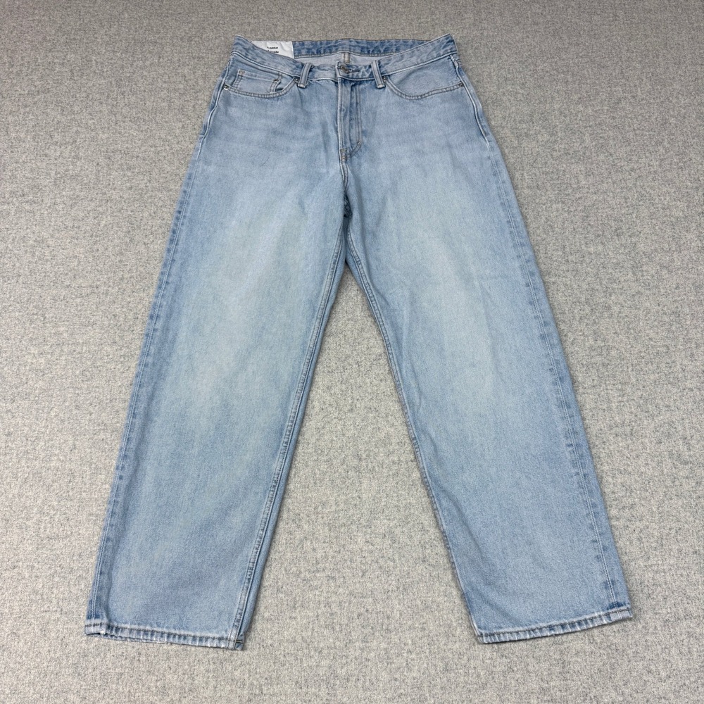 H&M | Loose Ample Jeans | 31/32 | Light Wash Blue | Relaxed Fit Denim Pants